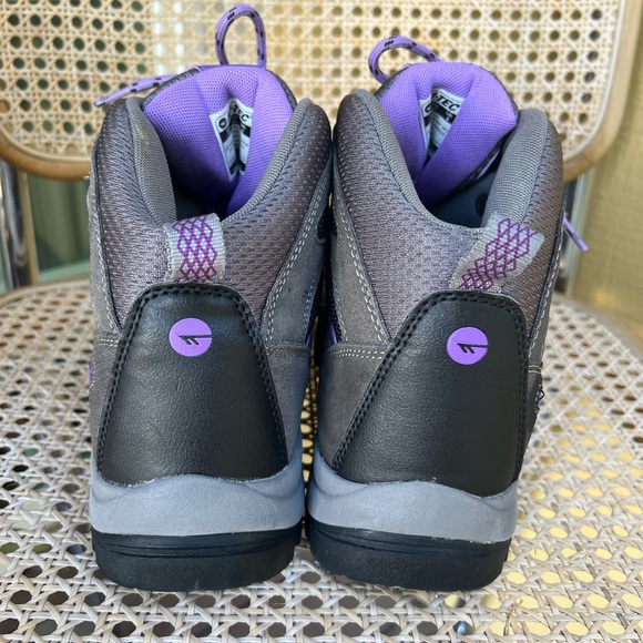 Hi-Tec Waterproof Hiking Boots size 10 - Picture 3 of 6
